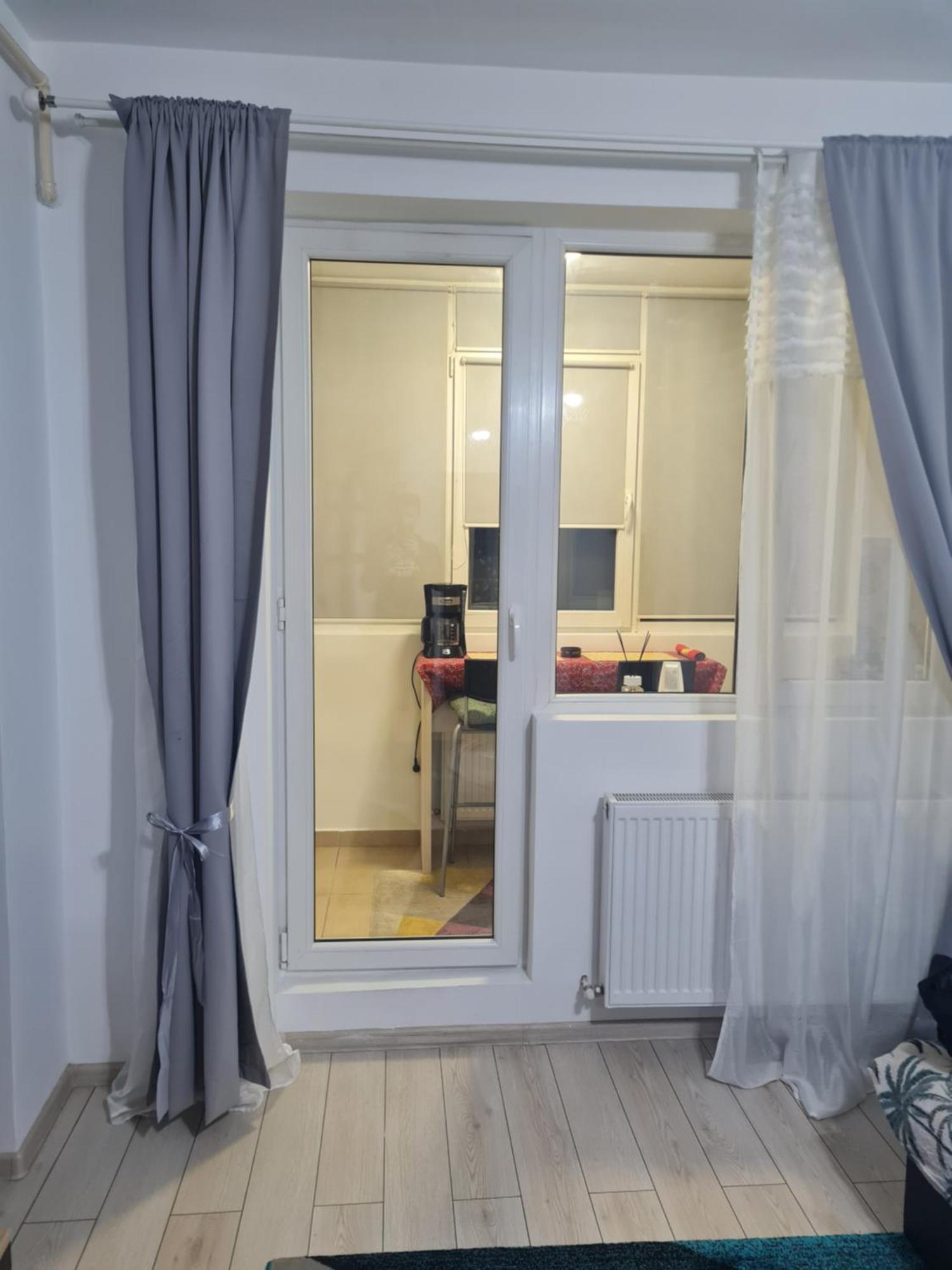 Luxury 1 Bedroom Apartment Roşu Zewnętrze zdjęcie
