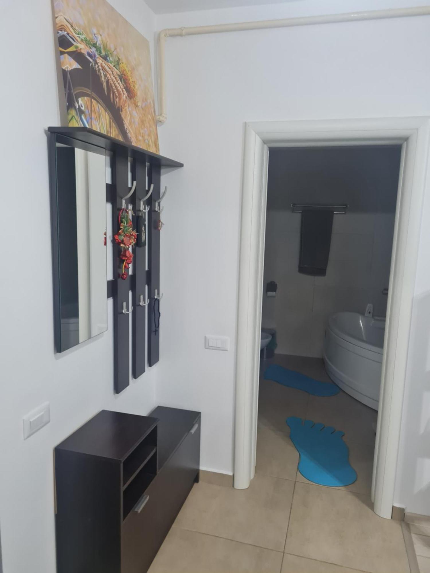Luxury 1 Bedroom Apartment Roşu Zewnętrze zdjęcie