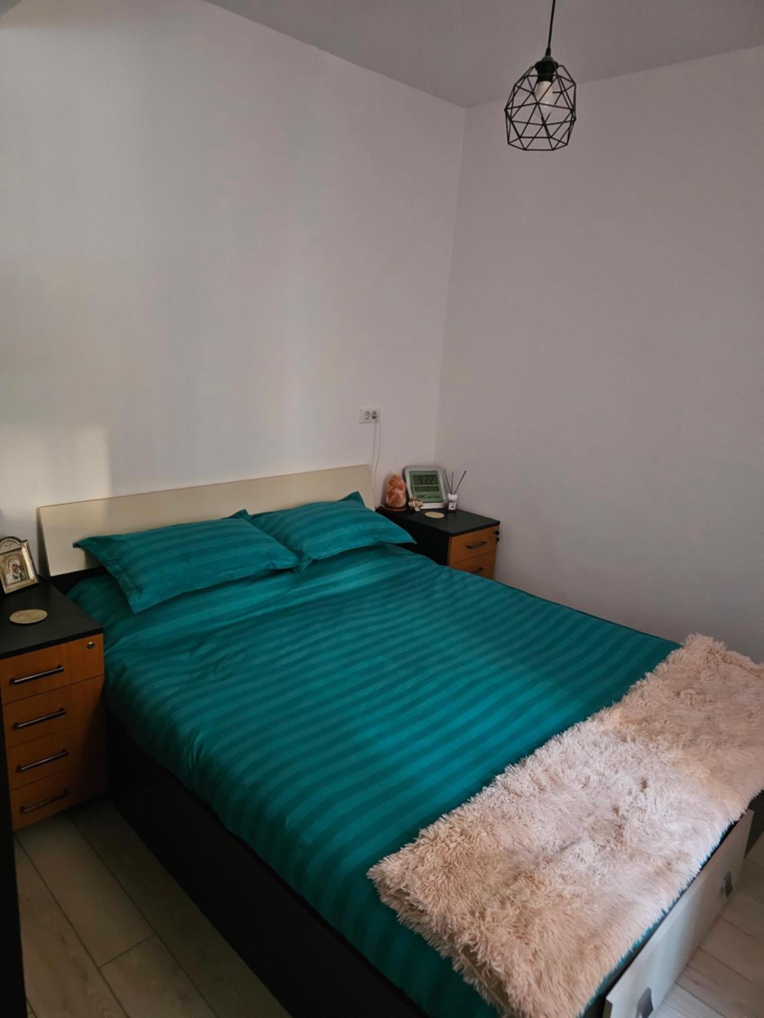 Luxury 1 Bedroom Apartment Roşu Zewnętrze zdjęcie