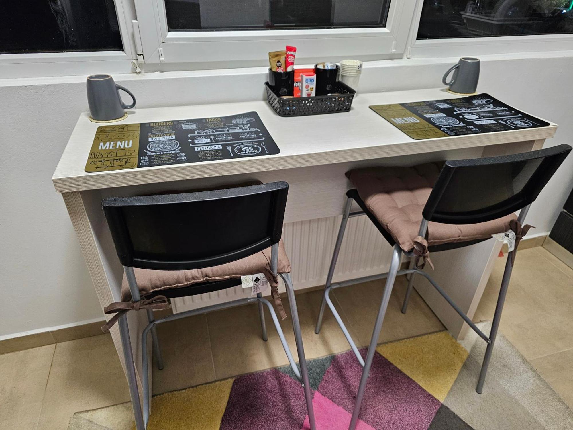 Luxury 1 Bedroom Apartment Roşu Zewnętrze zdjęcie